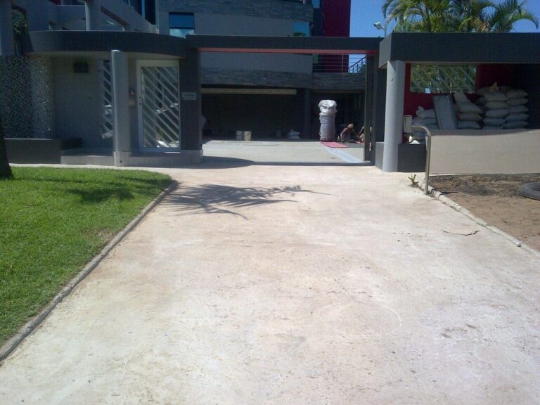 driveway paving ideas pebble paving 123