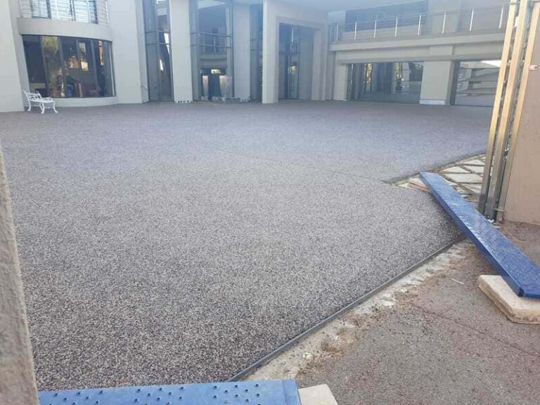 pebble-paving-drivers-garages1