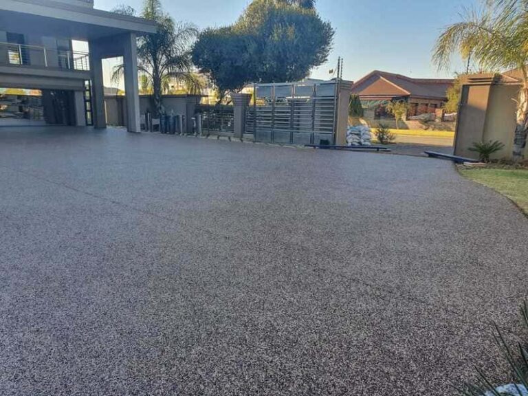 pebble-paving-drivers-garages1