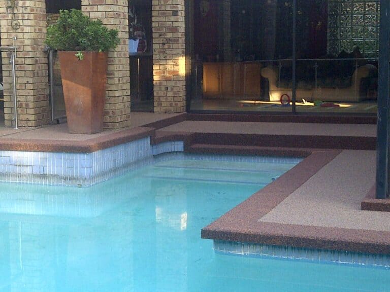swimming pools pebble paving 41411