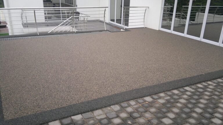verandah paving and courtyards pebble paving 25445