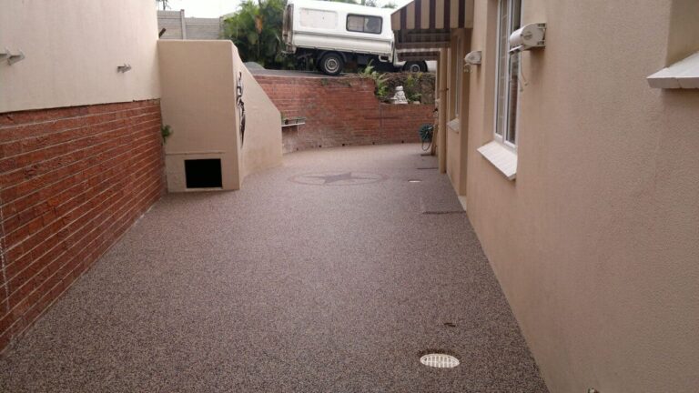 verandah paving and courtyards pebble paving 45454